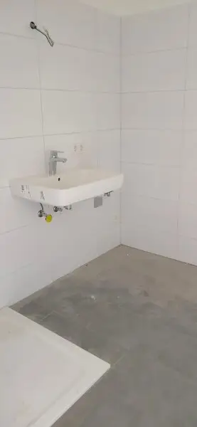 ERSTBEZUG - NEUBAU - Wunderschöne Wohnungen mit eigenem Tiefgaragenplatz im Stadtteil Neustadt