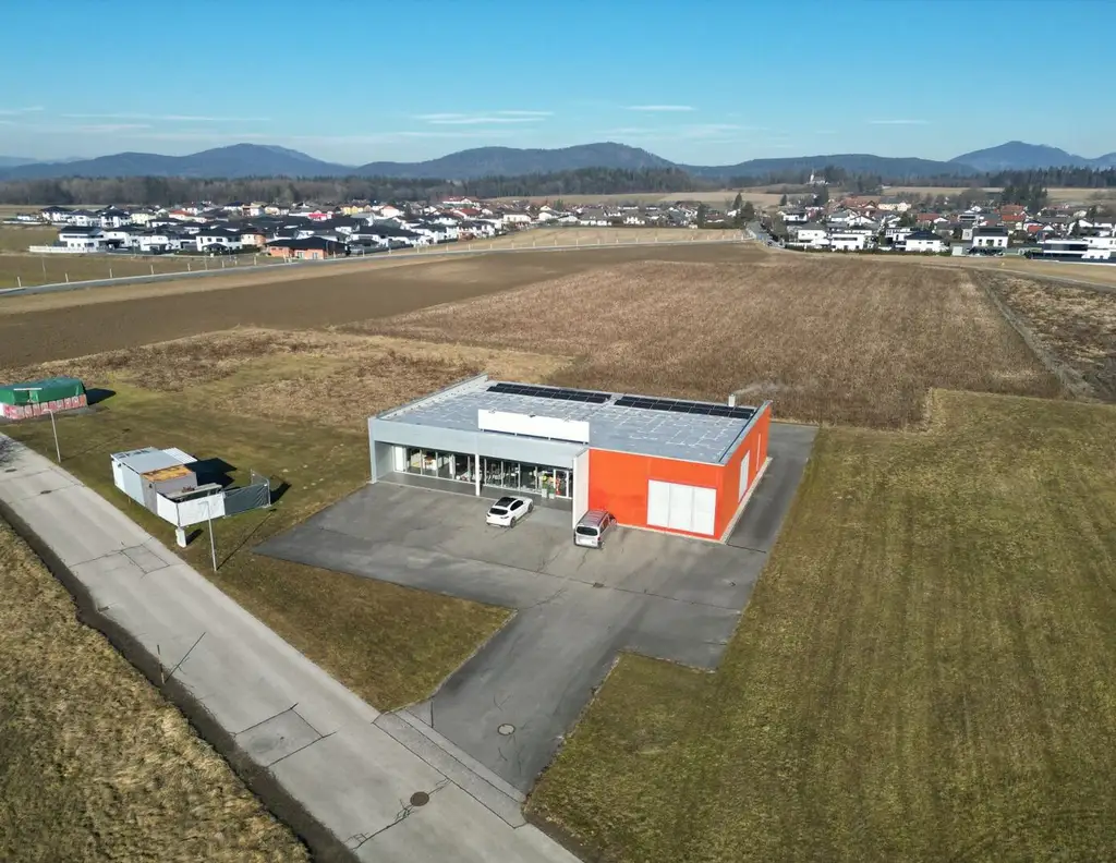 Vielseitige Gewerbeimmobilie mit Entwicklungspotenzial in Klagenfurt - Ideal für Wohnen, Büro, Ärztezentrum oder Ausstellung