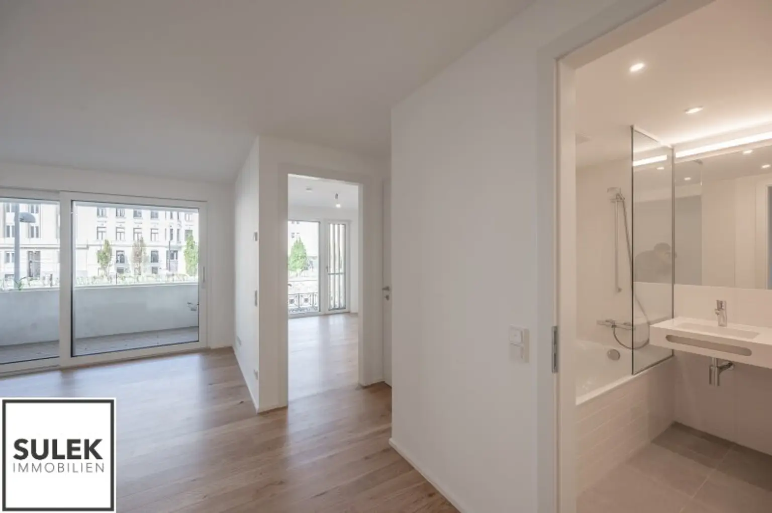 2 Zimmer Zweitbezugswohnung mit sonniger Loggia in wunderschönem Neubauprojekt "Schön102" nahe U4 - ab 01.11.25!