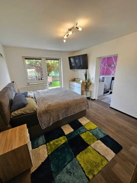 Neuwertiges  Familien Wohnhaus in Feldkirchen / St. Urban : 5 Zimmer, Garten, Balkone, tolle Ausstattung! mit  1 HA LW  Wiese für Tierhaltung
