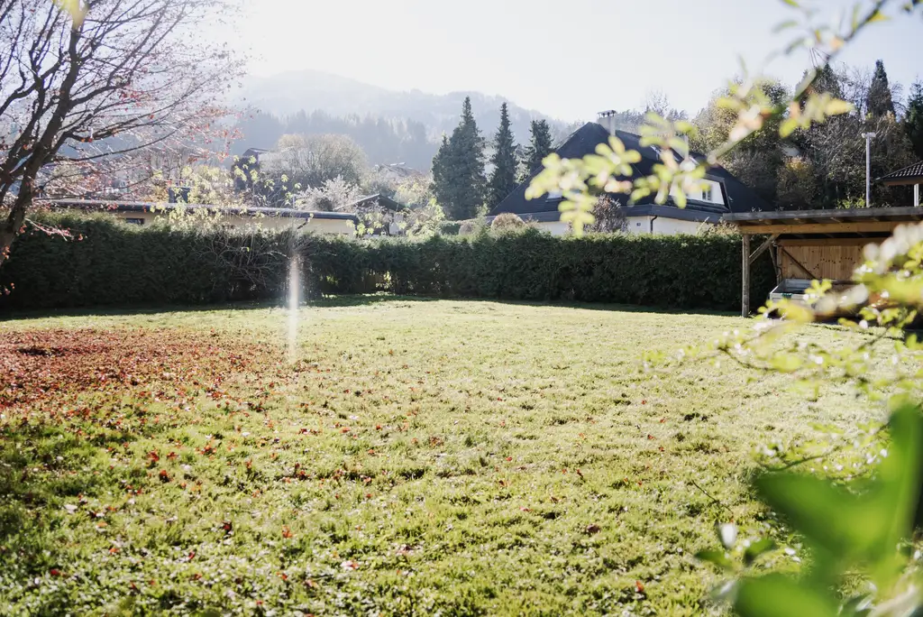 Grundstück mit Altbestand