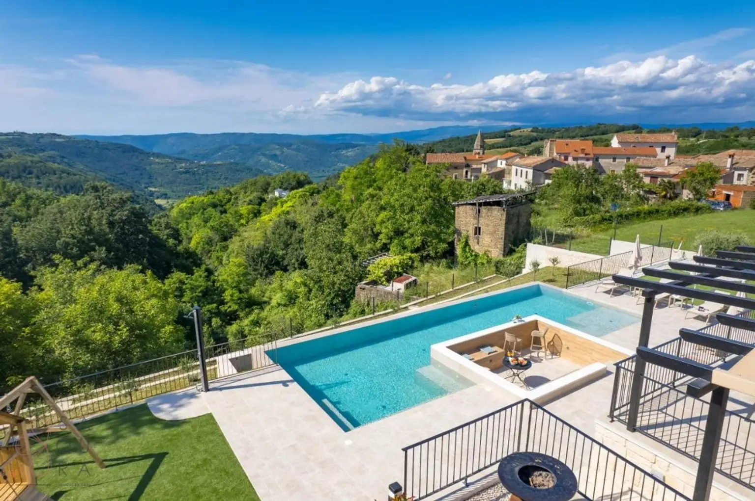 Mediterraner Rückzugsort mit Investitionspotenzial – Ihre Traumvilla in Kascerga