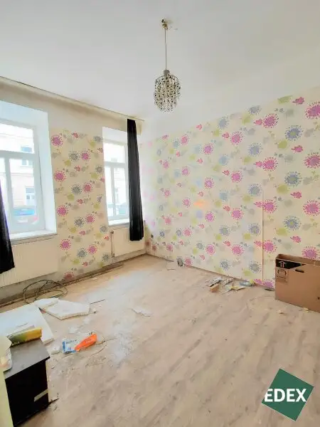 Sanierungsbedürftige 4-Zimmer-Altbauwohnung mit Potenzial nahe Venediger Au