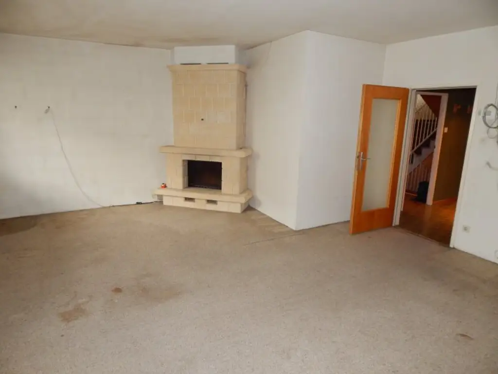 "Gelegenheit" Reihenhaus mit Garten zum Selbersanieren