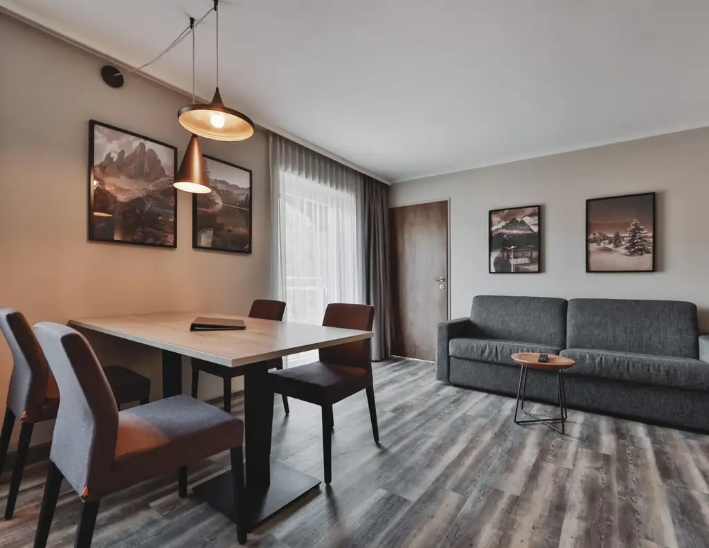 SUPER RENDITE: Vollmöbliertes LUXUS-APARTMENT in TOPLAGE von Seefeld ab sofort zu kaufen!