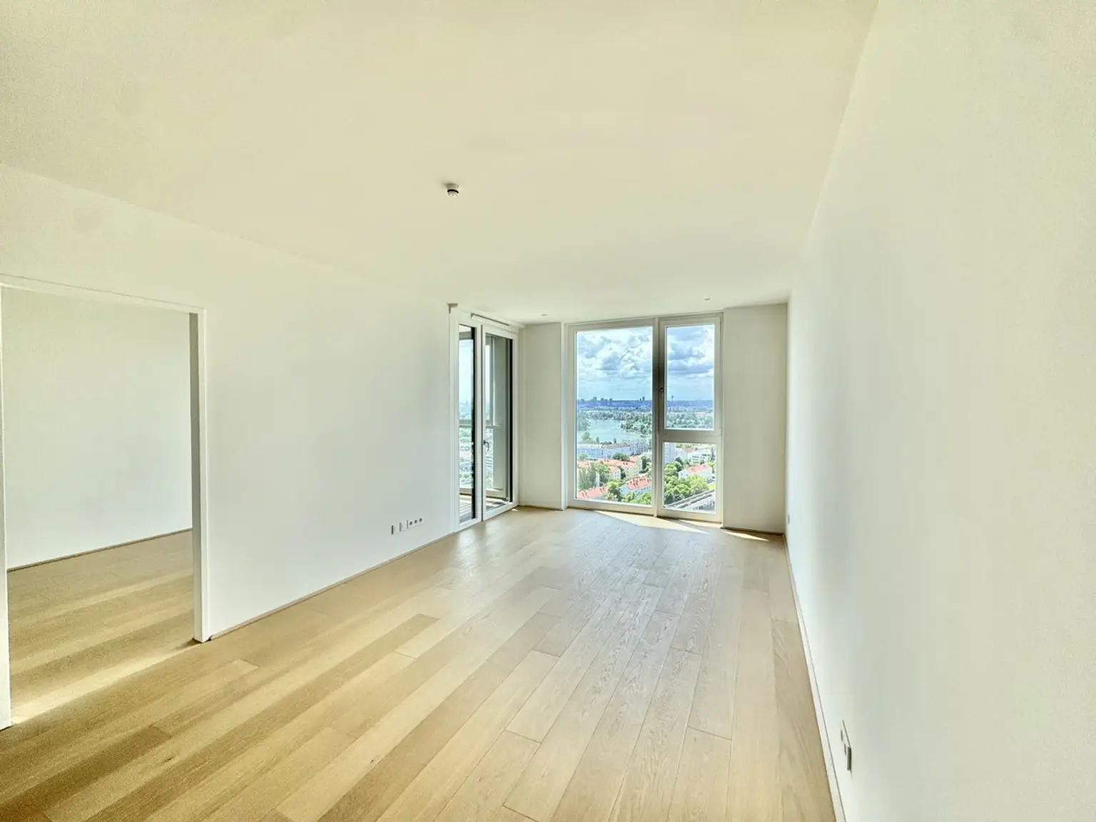 PROVISIONSFREI! ERSTBEZUG! 2 Zimmer Neubau Wohnung mit atemberaubenden Donaublick!