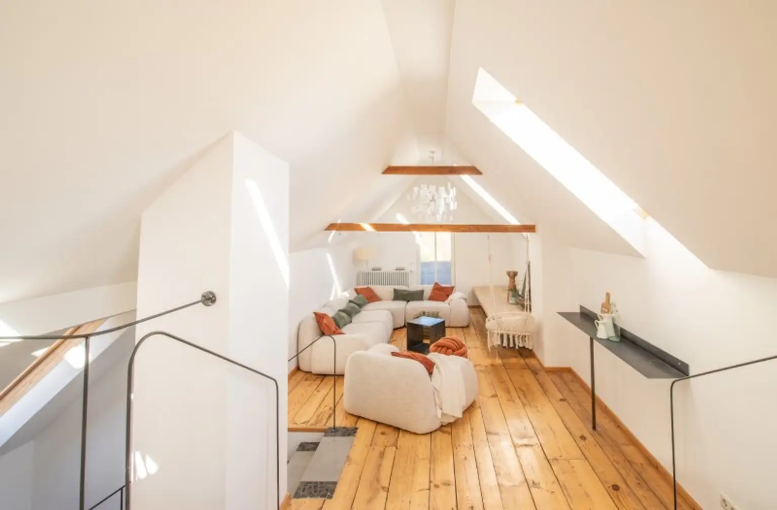 Wohntraum mit Swimming Pool & Sonnenterrasse in Velden am Wörther See