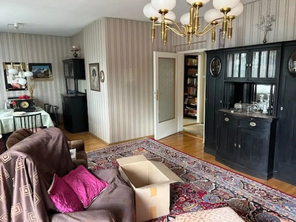 +++ TOP PREIS P.B. - KORNEUBURG, GROSSES 7 ZIMMER EIN -ZWEIFAMILIENHAUS, BENÖTIGT LIEBEVOLLE MODERNISIERUNG, toller Wintergarten und Terrasse Altbaumbestand GARTEN +++
