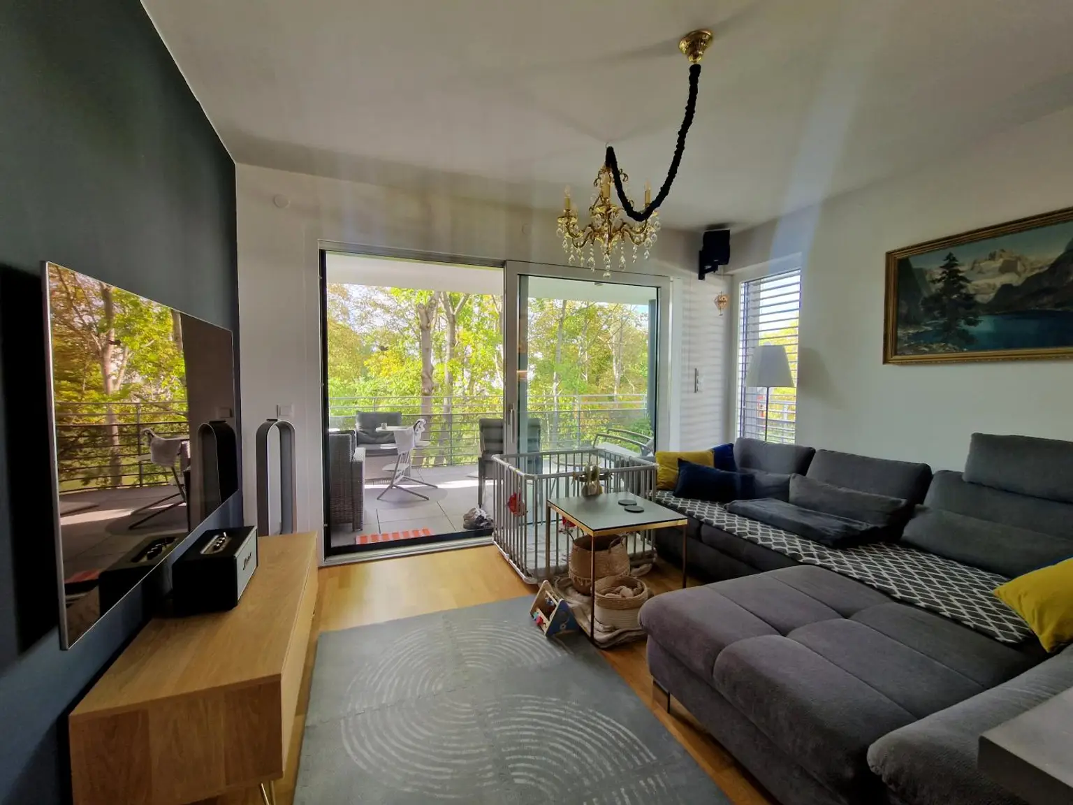 Moderne 2-Zimmer-Wohnung mit XL-Balkon und Tiefgarage in Graz-St. Peter beim ORF Park