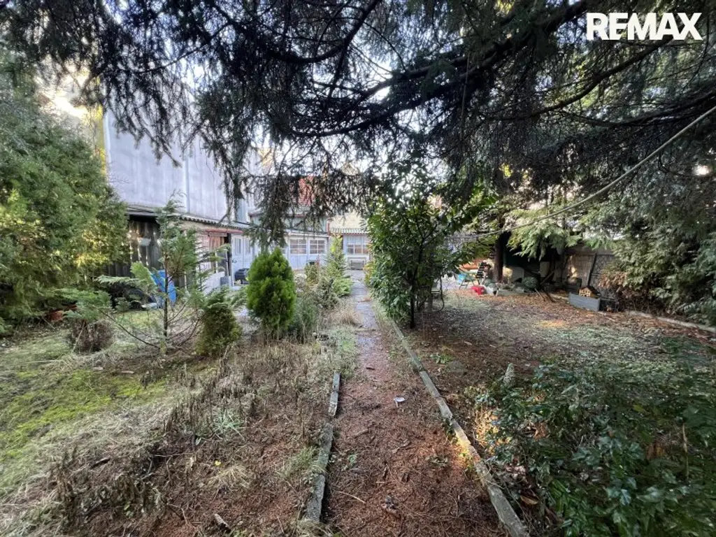 Traumhaftes Baugrundstück mit Altbestand in Wiener Neustadt!