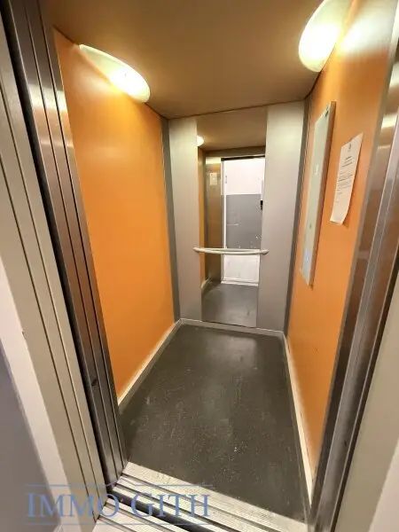 UNBEFRISTETE 2-ZIMMER-WOHNUNG MIT LIFT & U1 „ALTES LANDGUT“ VOR DER TÜR – 1100 WIEN ZU MIETEN!