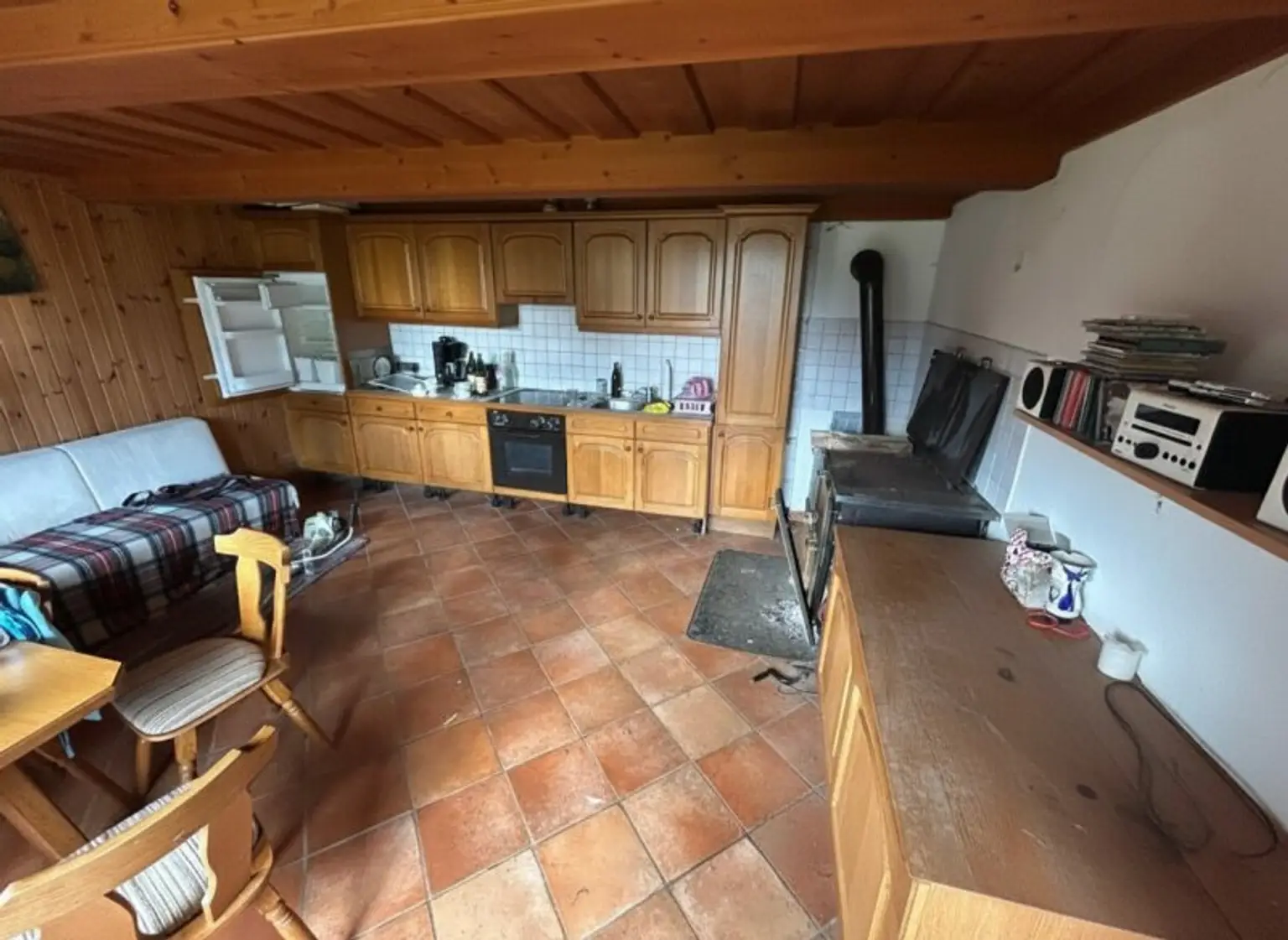 Region Hochrindl, tolles Alm Haus 80 m² mit 1500m² Grundstück, Wasser Quelle, Terrasse, öffentliche  Zufahrt  Kärnten, Preis € 169 000 !
