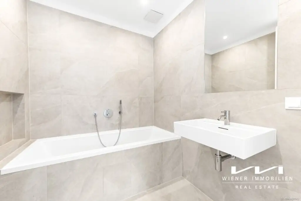 Quartier Starhemberg - Geschichte bewahrt. Zukunft gebaut. Jetzt bezugsbereit.