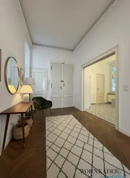 Stilvolle 5-Zimmer-Altbauwohnung in der Lindengasse