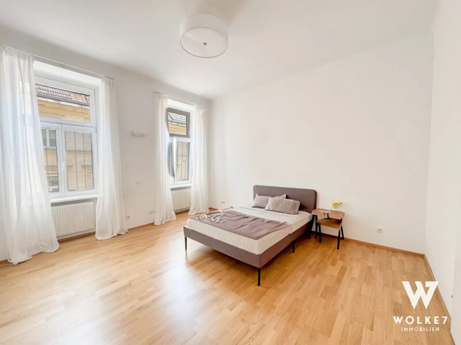 Living Classy im 6. – Stilvoller Altbau mit Weinkeller & Top-Ausstattung | U3, U4 | 10min zu Fuß in 1. Bezirk