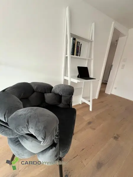 3 Zimmer Maissonettewohnung mit Garagenplatz, möbliert