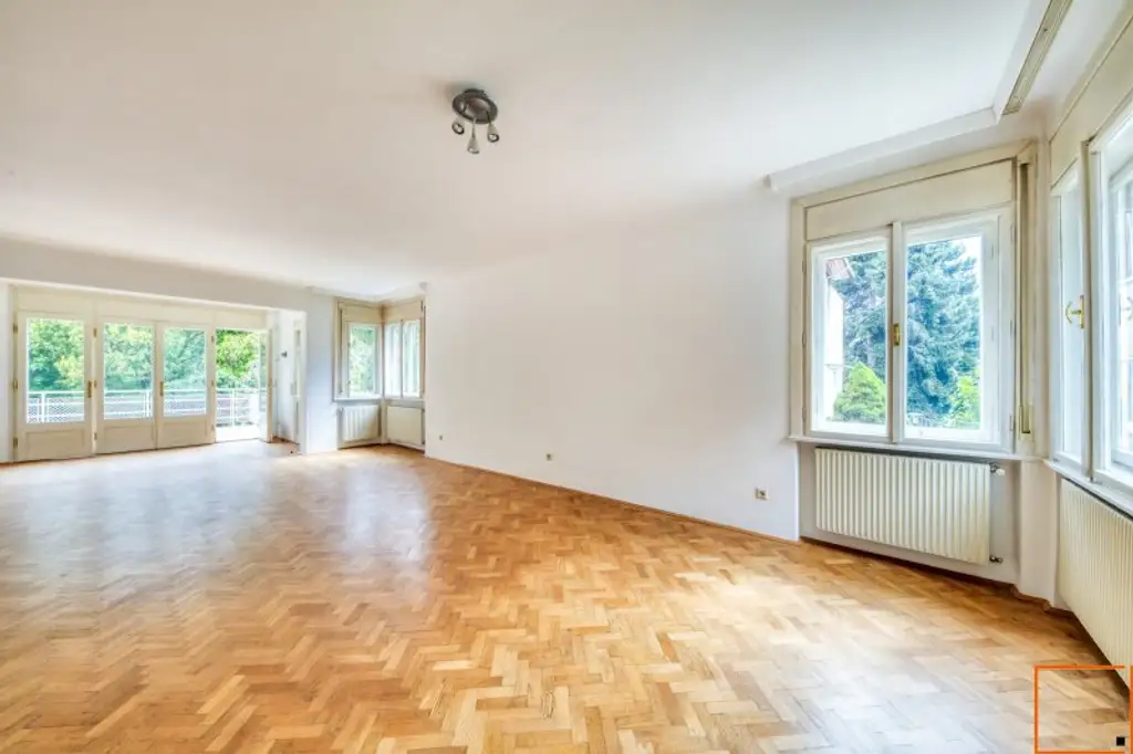Bauhausvilla in zentraler Grinzinger Bestlage