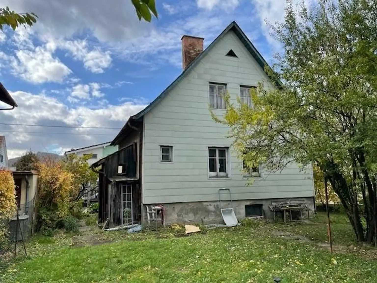 "Lage, Potenzial, neues Familienglück!" Eigengrund mit Altbestand!"