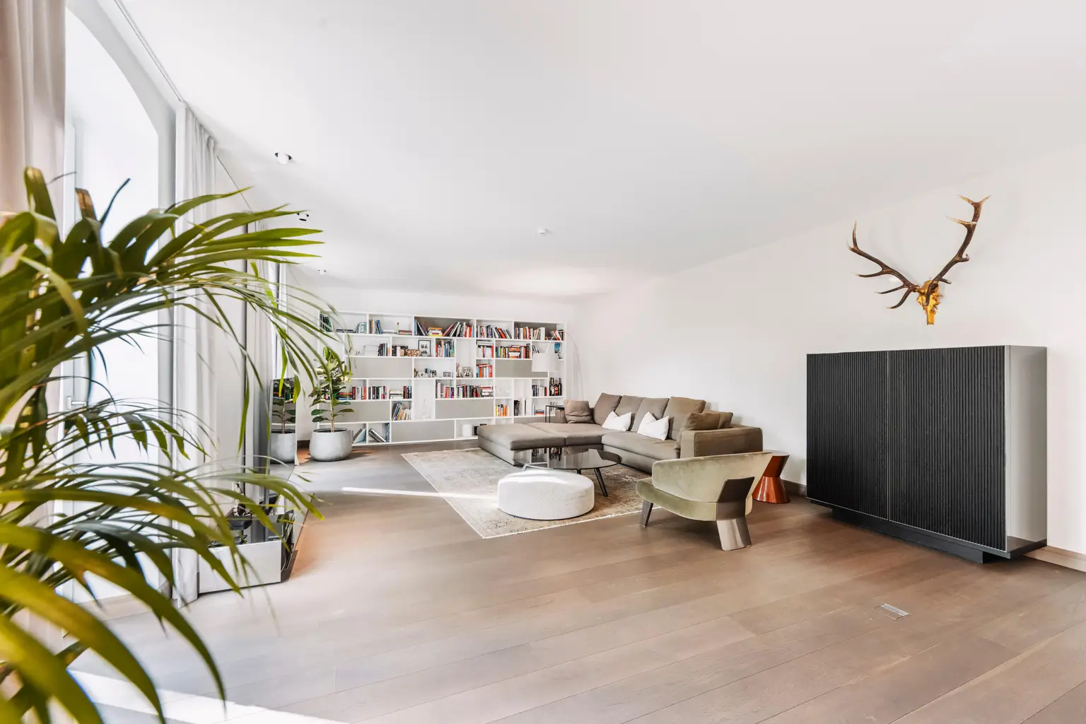 Einzigartig! Wunderschöne Designer-Wohnung mit Baurecht