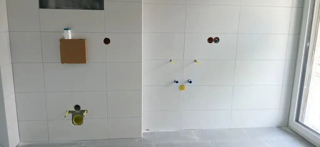 NEUBAU - ERSTBEZUG - Top 2 - Wunderschöne 2 Zimmerwohnung mit Terrasse, kleinem Garten und einem eigenen Tiefgaragenplatz