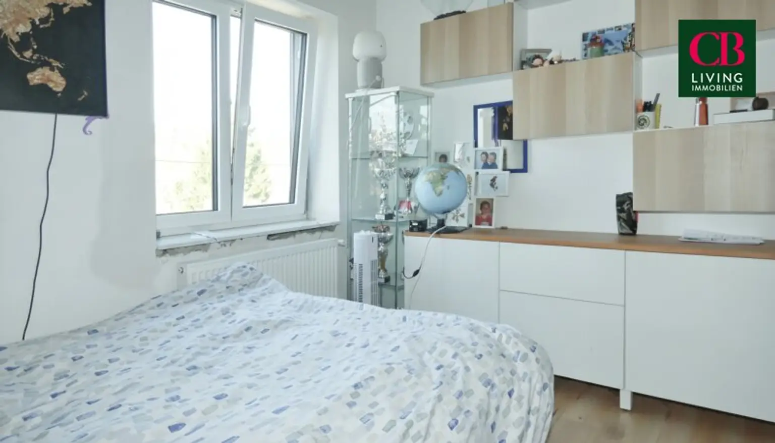 SEHR GEMÜTLICHES HAUS MIT  SCHÖNEM GARTEN
