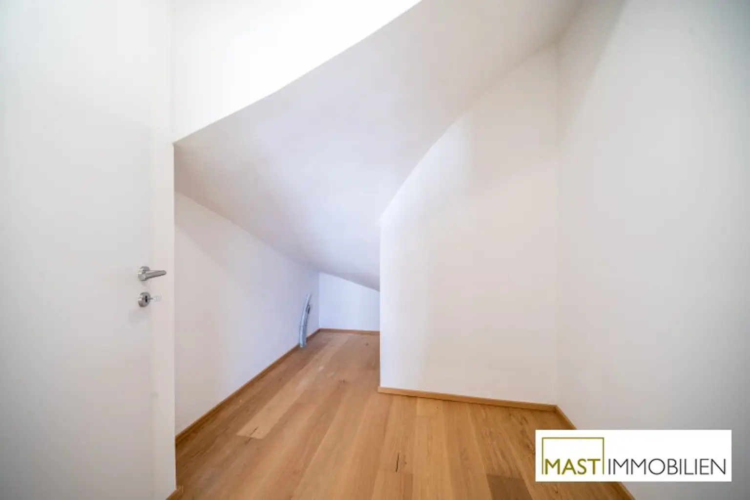 Exklusives 5-Zimmer Einfamilienhaus mit traumhaftem Garten