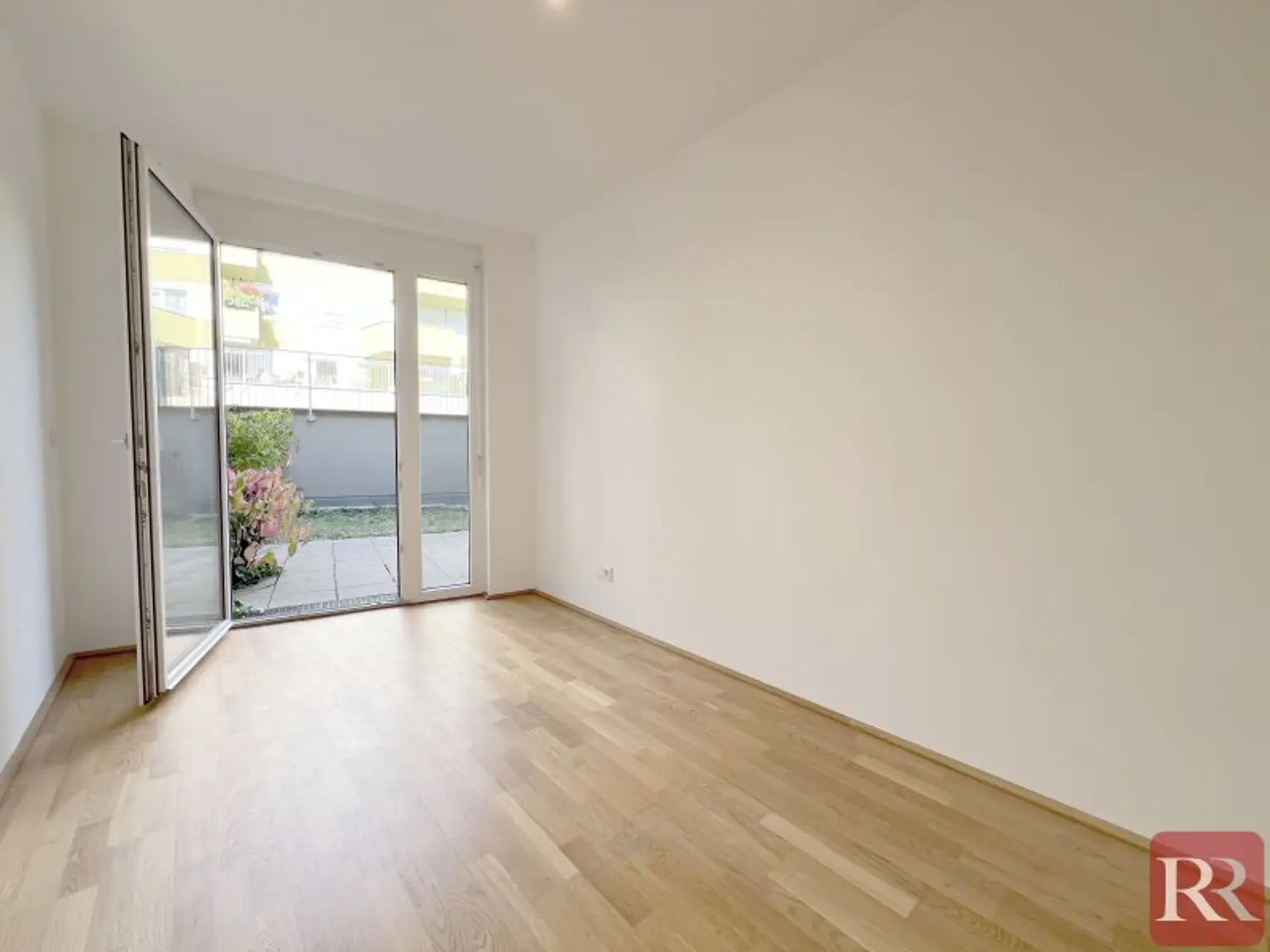 Gartenflair trifft Wohnkomfort - charmante 3-Zimmer-Wohnung