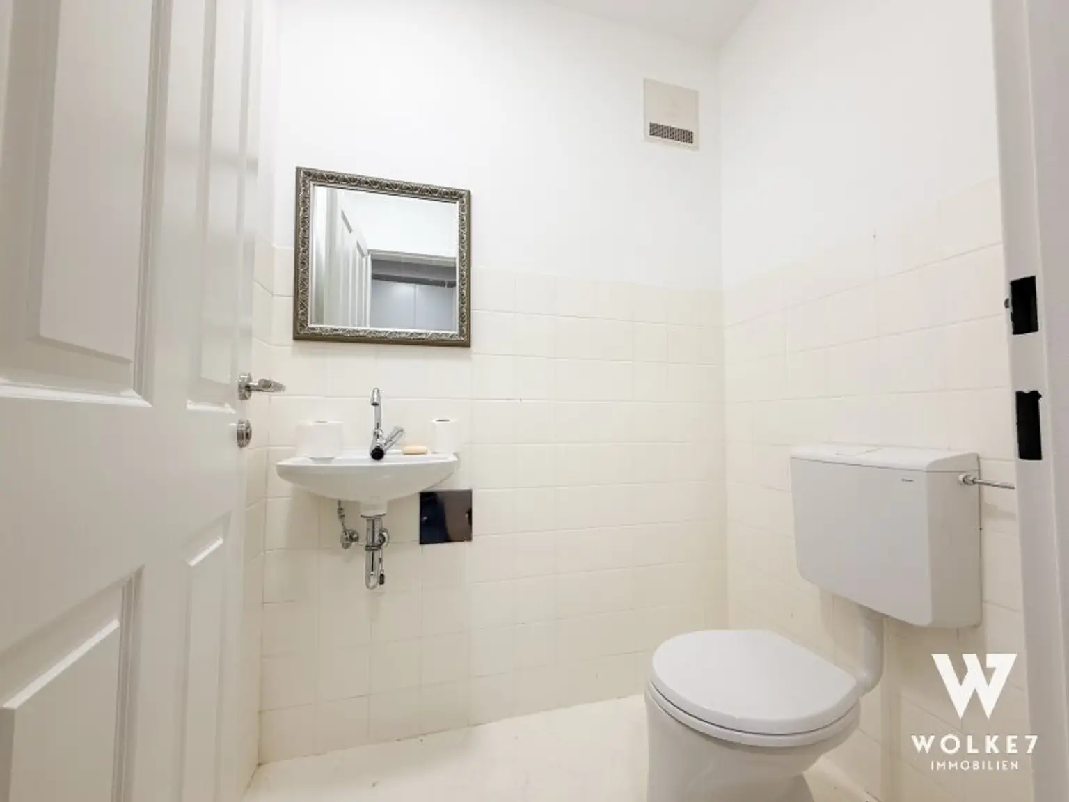 Stilvolle 3–4-Zimmer-Maisonette im Herzen des 9. Bezirks I Exklusives Dachgeschoss-Wohnen I Nähe U4 / U6