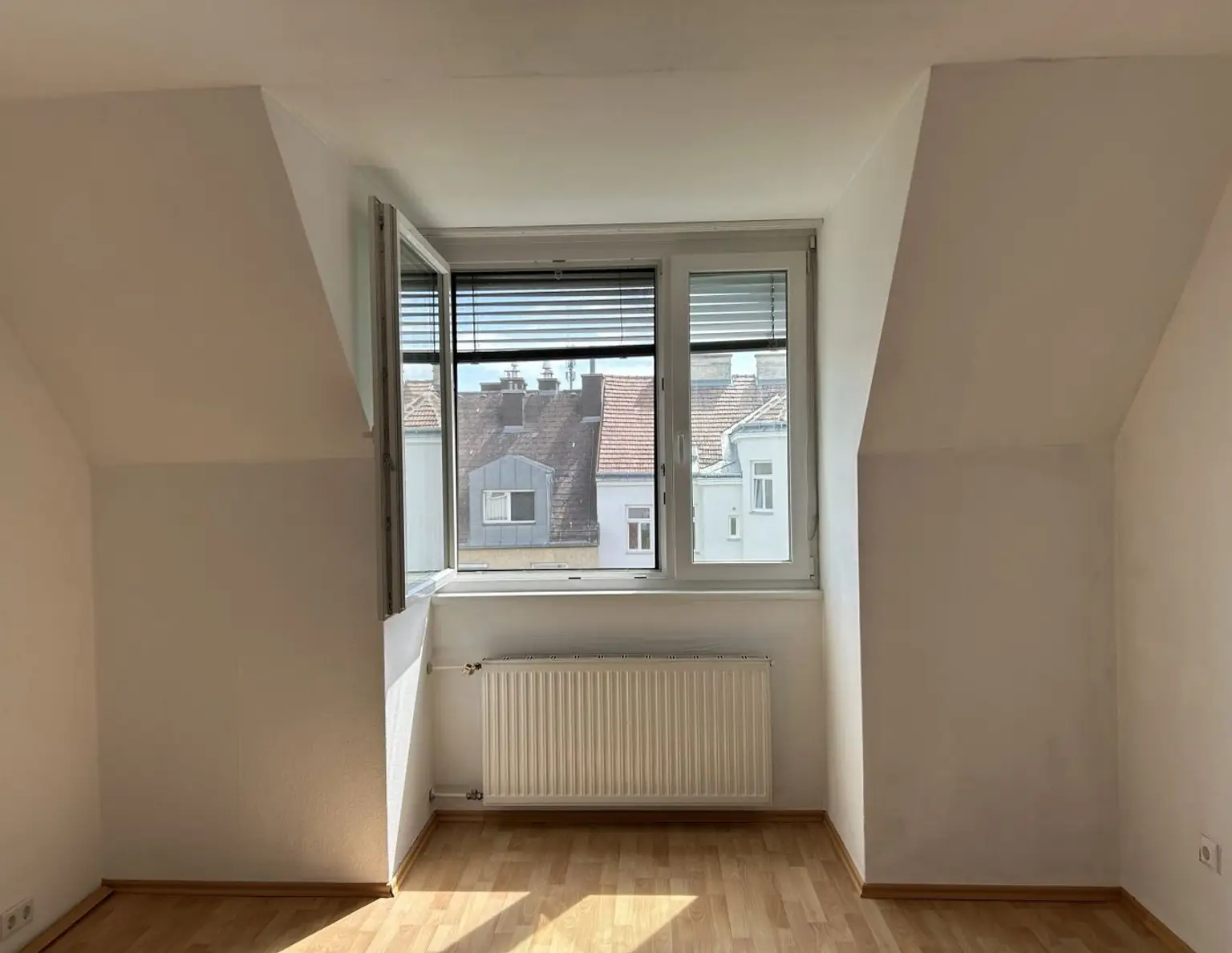 Entzückende 2 Zimmer Wohnung in ruhiger Lage - Perfekt zum Eigenbedarf oder als attraktive Investition!