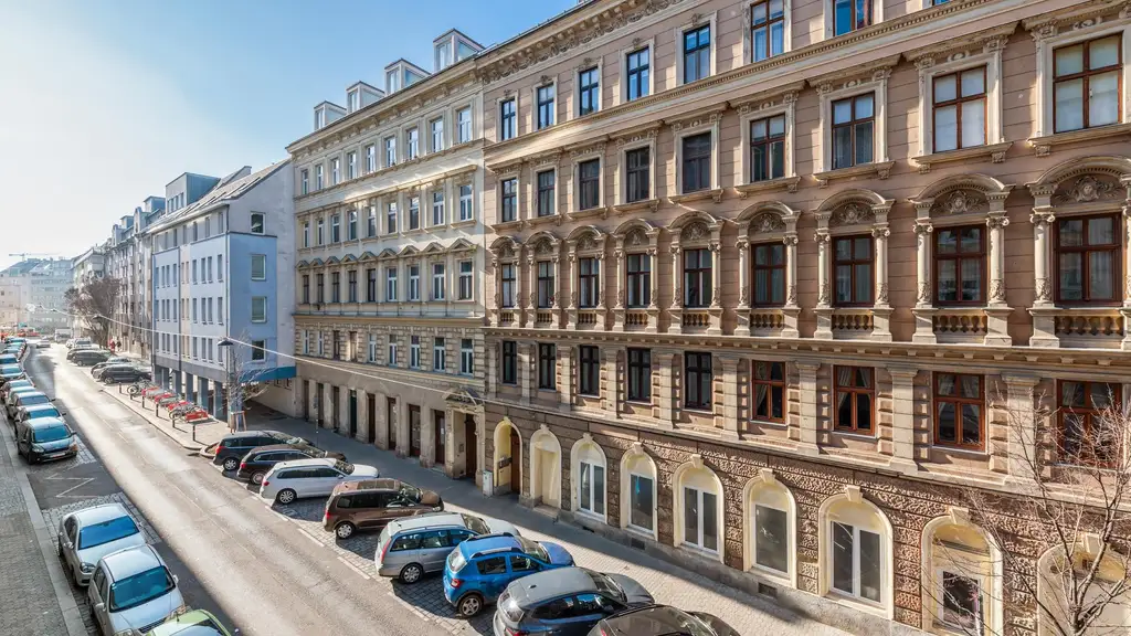 Stilvoll renovierte Altbauwohnung im 3.Bezirk. Citynaher Lifestyle mit besonderem Flair.