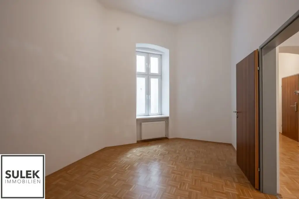 Wohnen direkt bei der Votivkirche: großzügige 2-Zi.-Wohnung (getrennt begehbare Zimmer + Küche)
