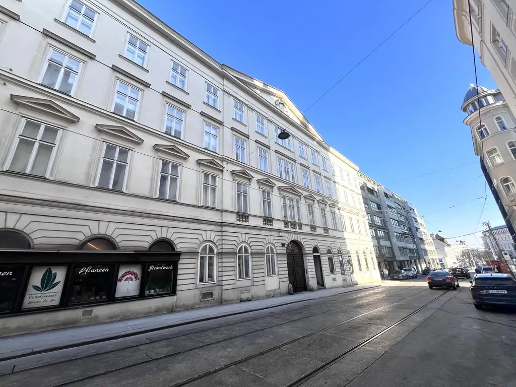 Altbau Wohnung mit Flair