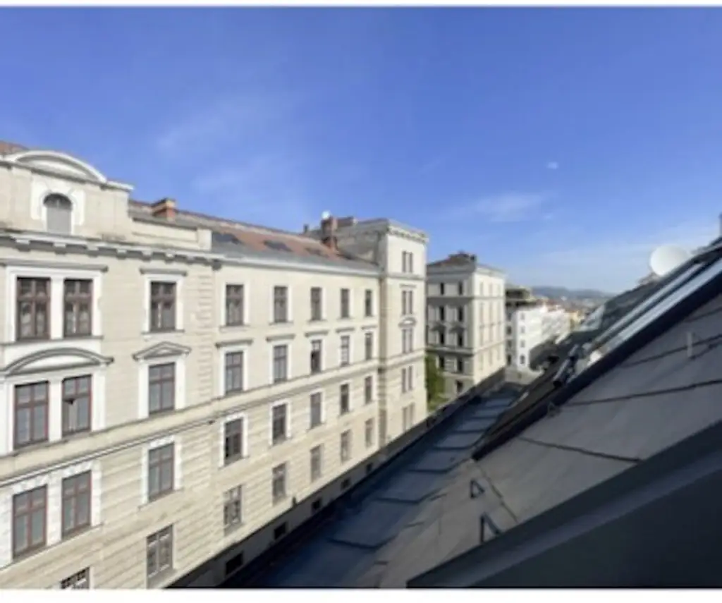 Dachterrassentraum: 3 Zimmer Dachgeschoss-Wohnung: 92m² mit Terrasse  zu kaufen!!