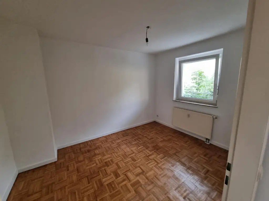 Itzling: 2 Zimmerwohnung mit Garten und TG Platz