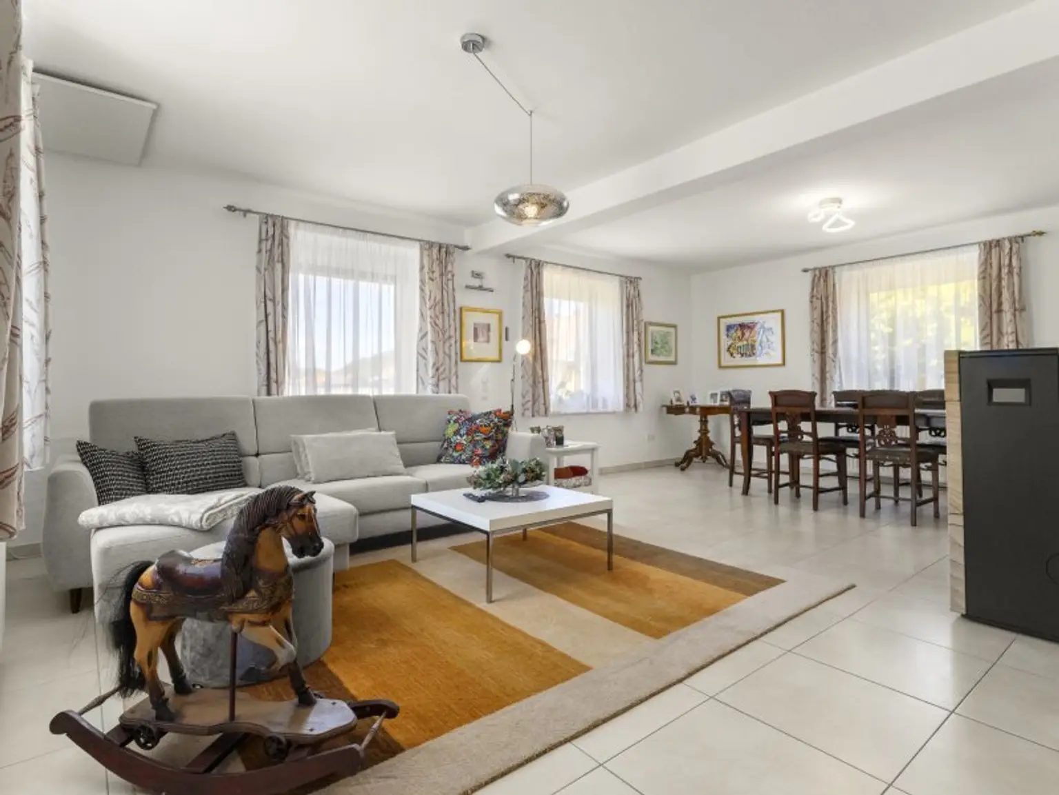 Tolles und schönes 150m² Einfamilienhaus mit Garage und Nebengebäude in Eberndorf