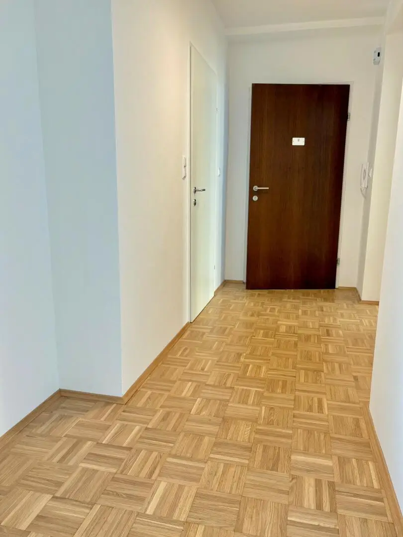 Vorzimmer zum Eingang