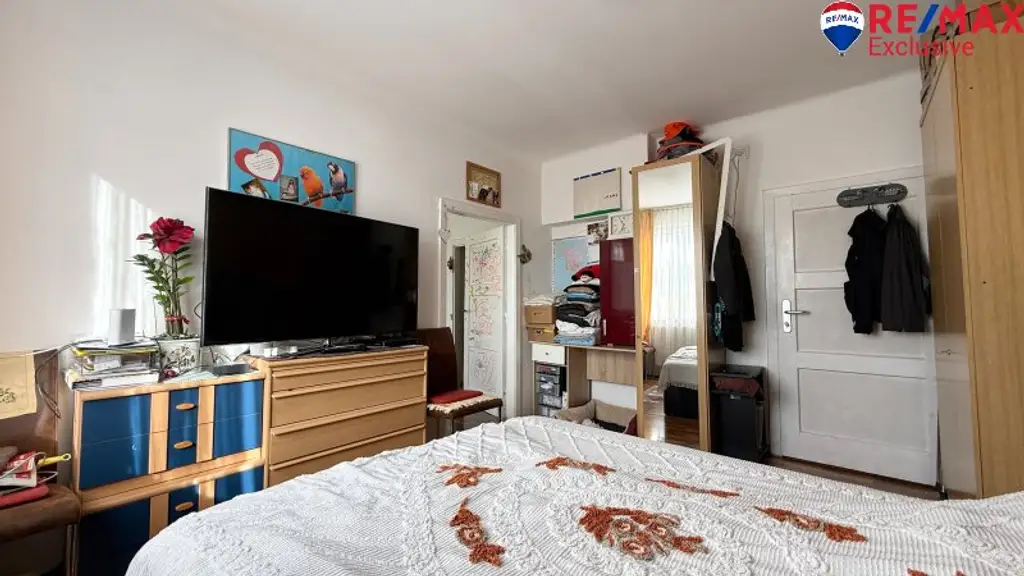 Renovierungsbedürftiges Ein- bzw. Mehrfamilienhaus in Wiener Neustadt – Ihr neues Projekt!