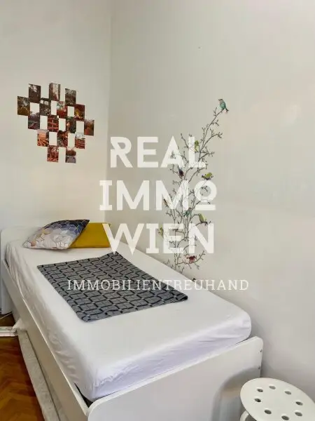 Hervorragende Anlage 5 Zimmer WG mit Stil im Gründerzeithaus