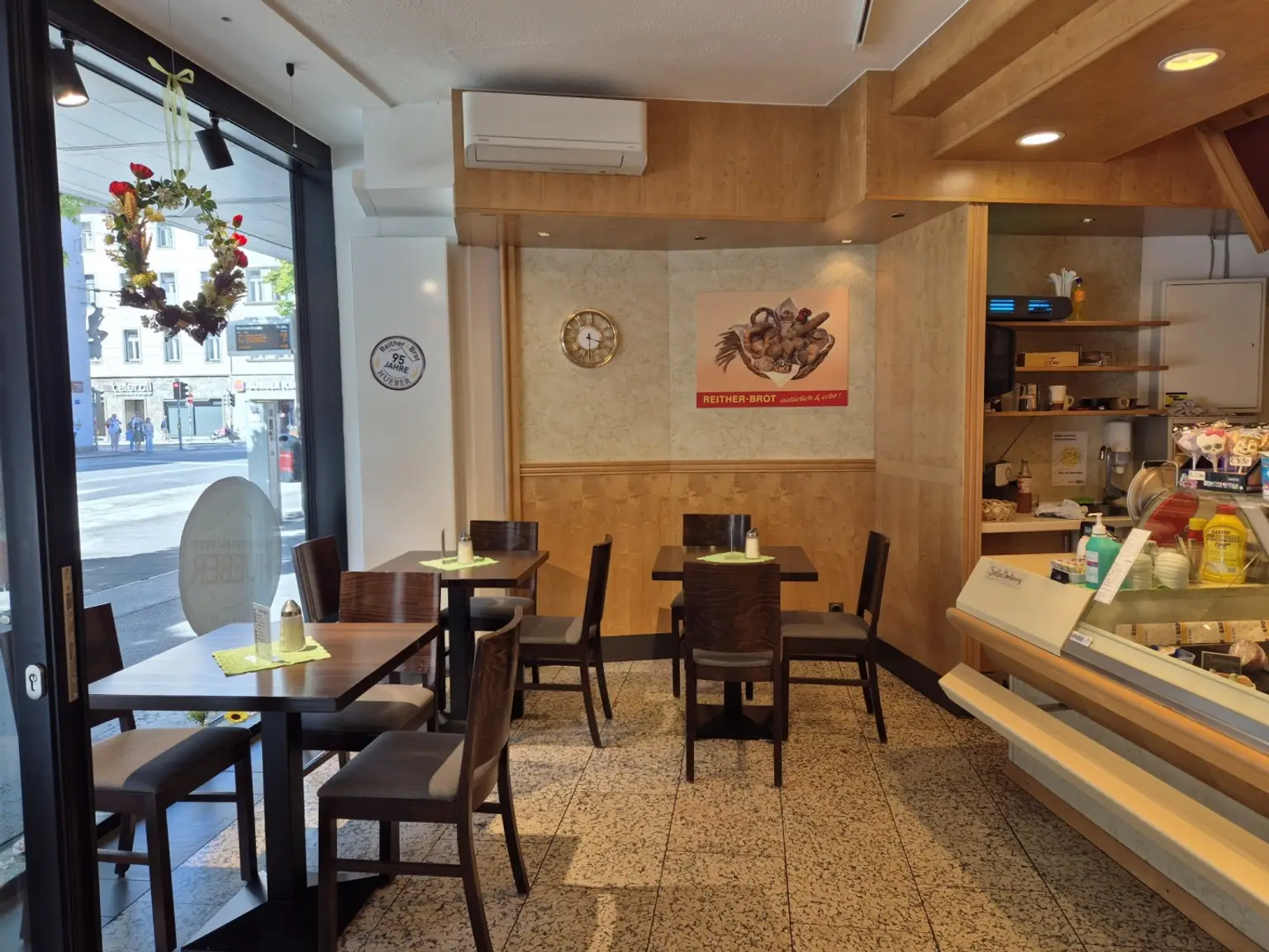 20250825_152915_resi