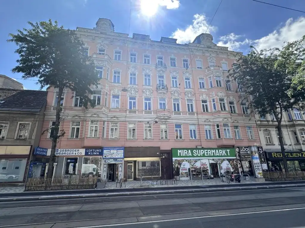 Sanierungsbedürftiger Altbau-Eigentum im 15., Bezirk