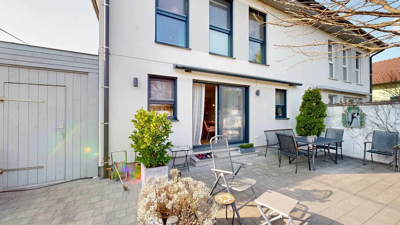 Moderne Doppelhaushaelfte mit Garten in Gerasdorf - Erstbezug 2016