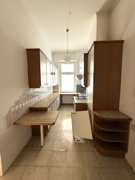 AltbauWohnung - Erstbezug nach Sanierung