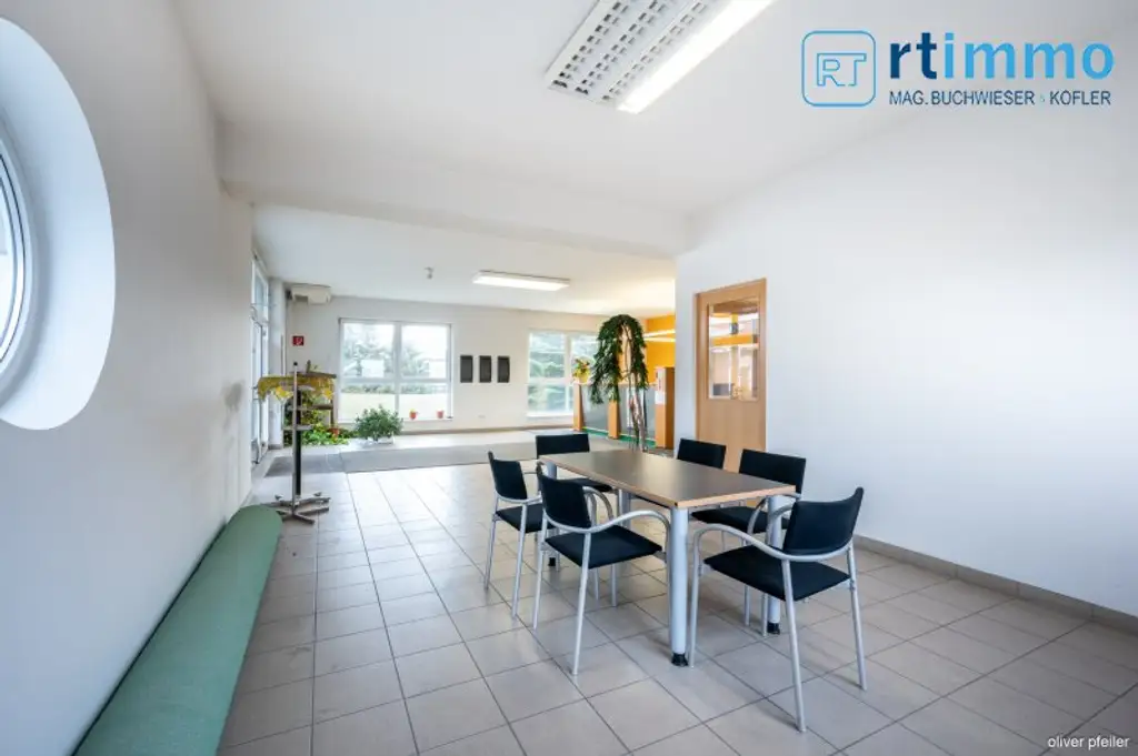 Vielfältig nutzbare Gewerbefläche in Stockerau