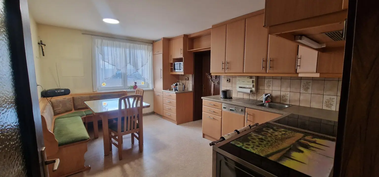 Essbereich mit Küche