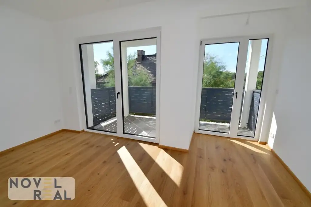 SCHLÜSSELFERTIGES ECKREIHENHAUS - 136 m² - ZIEGELMASSIV - AUF EIGENGRUND - UNVERBAUTER FERNBLICK