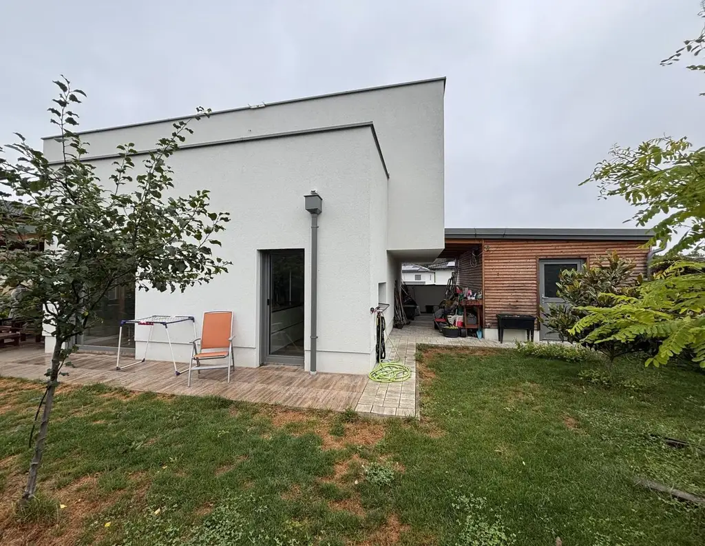 Einziehen & Wohlfühlen - modernes Wohnhaus mit Stil & Raum