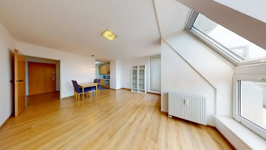 Terrasse mit Fernblick | zentral begehbar | Garage | Top-Anbindung
