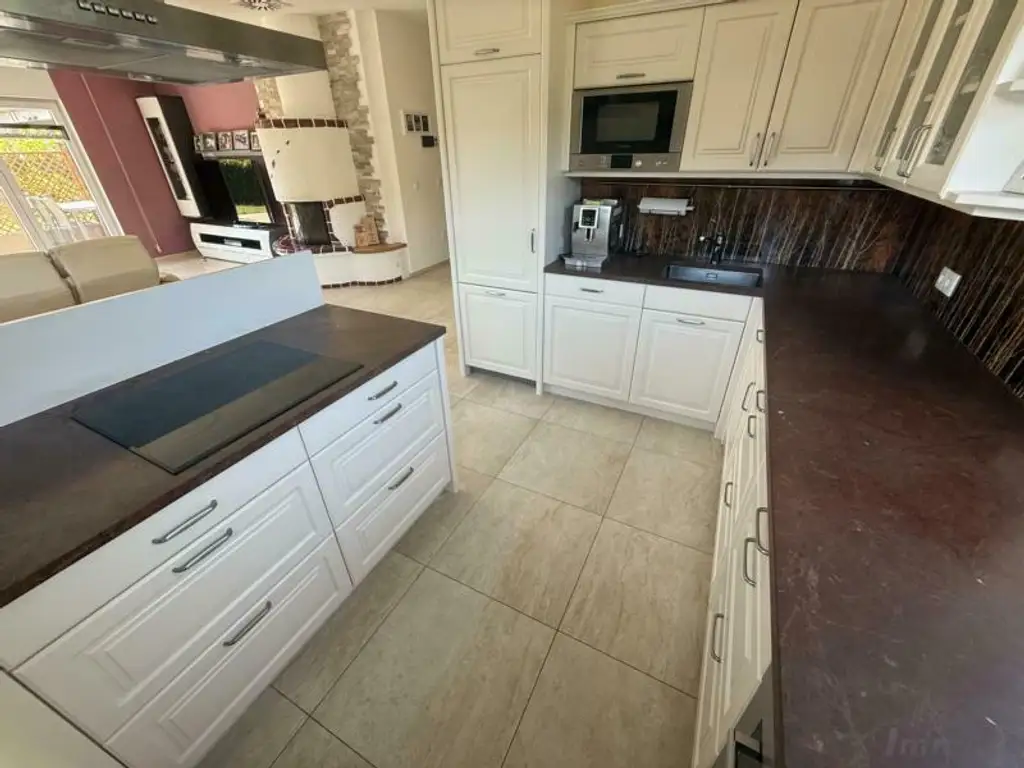 *** Eleganter und stilvoller Bungalow in begehrter Siedlungslage *** unmittelbare Nähe zur Stadt Feldbach ***