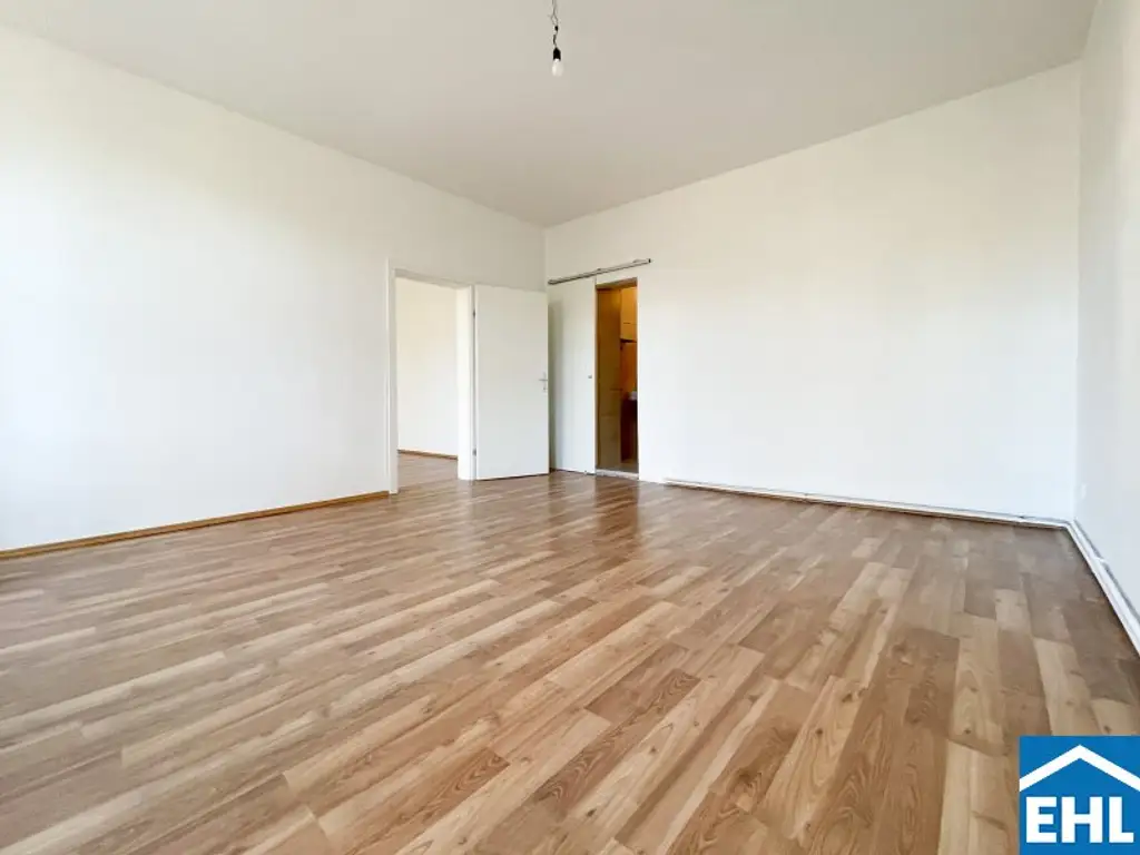 Gemütliche 3-Zimmer-Altbauwohnung mit separater Küche in U-Bahn-Nähe