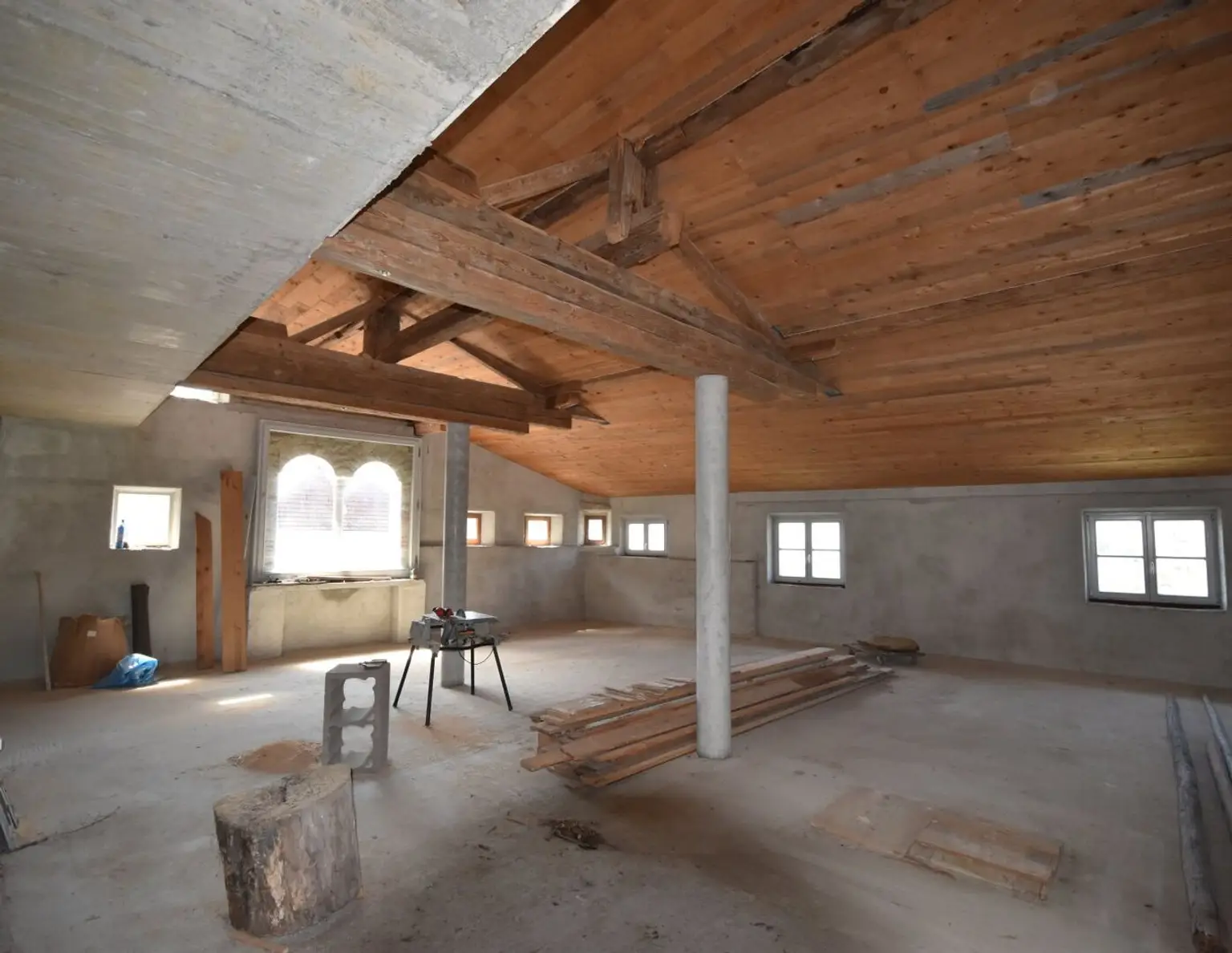 "HOCHBURG-ACH - Einzigartige PENTHOUSE Wohnung mit großer Terrasse und Blick auf die Altstadt von Burghausen"